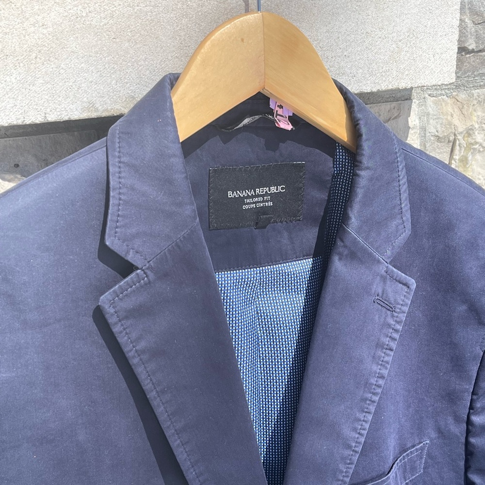 Banana Republic Tailored Fit - Navy Jacket - 42R